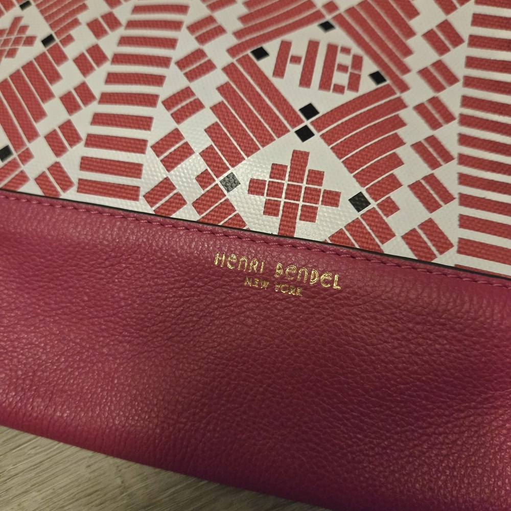 Henri Bendel Pink Geometric Clutch - Picture 5 of 8
